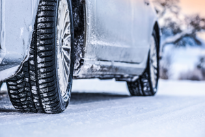 car driving in the snow